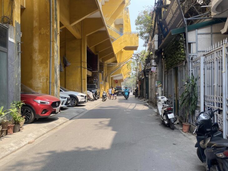 NHÀ PHỐ TRỊNH HOÀI ĐỨC???? 39M2 x 3T???? MT 3.4M 12.6 TỶ???? Ô TÔ TRÁNH???? KINH DOANH SẦM UẤT