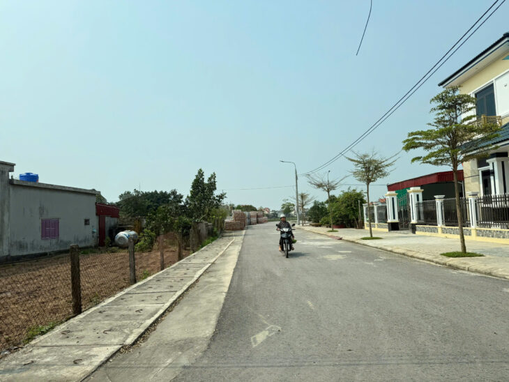 Bán trục chính đấu giá quất lâm 100m2 phân lô vỉa hè nhỉnh 2 tỷ