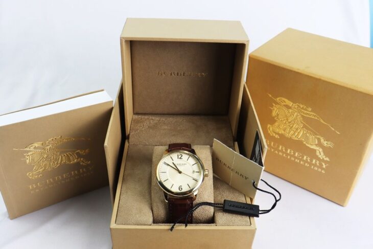 ĐH Nam : Burberry The Classic Round BU10302 Automatic mạ Vàng, Size 40mm – Fullbox.