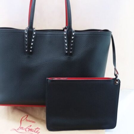 Túi xách nữ Louboutin Paris da đen 2 quai xách đính đinh tán + túi treo nhỏ lòng trong siz