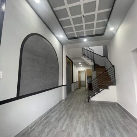 2,2 TỶ -CẶP NHÀ SỔ HỒNG -3PN- THẠNH LỘC 47-43M2 THỔ CƯ.