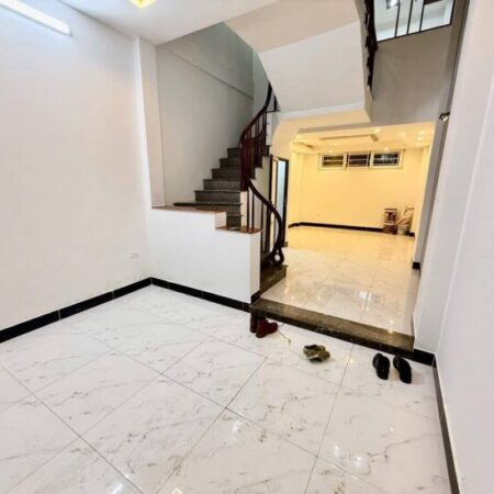 CẦN BÁN NHÀ BÙI XƯƠNG TRẠCH 38M2, 5 TẦNG GIÁ HƠN 6 TỶ