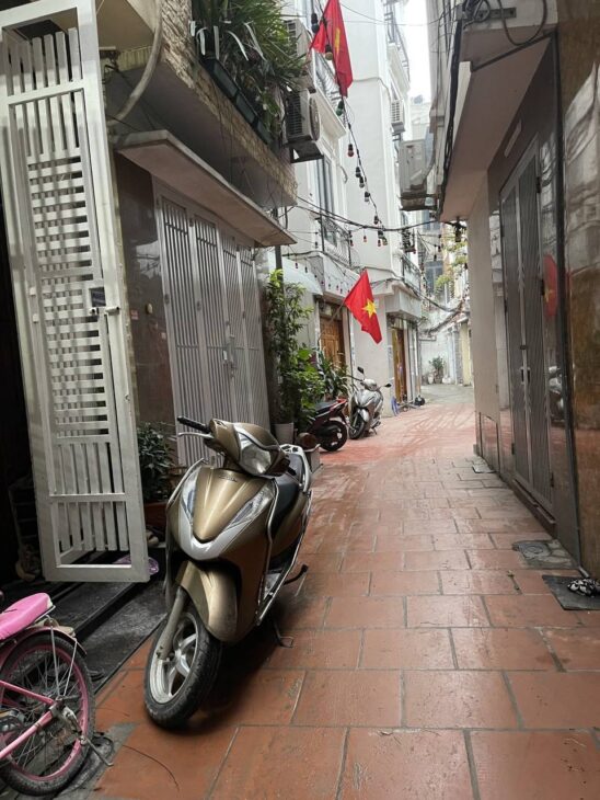 Bán nhà Nam Dư giá 9 tỷ, diện tích 45m2, 6 tầng, mặt tiền 4m
