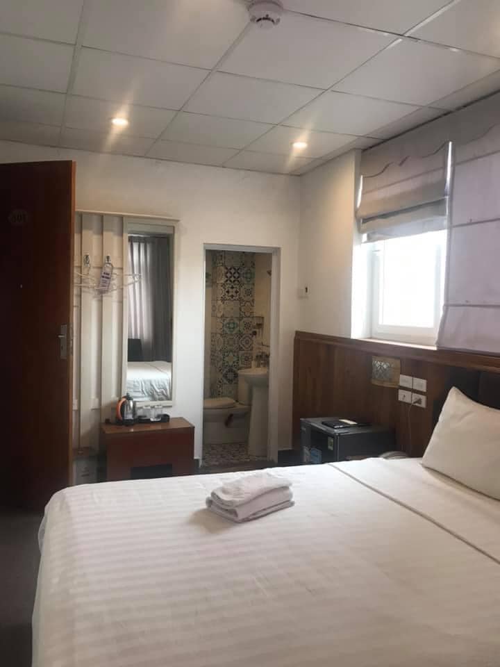 BÁN NHÀ MỸ ĐÌNH, NAM TỪ LIÊM 70M, 3T, MT 5.5M, LÔ GÓC, Ô TÔ ĐỖ CỬA, 12 TỶ. 0937651883.