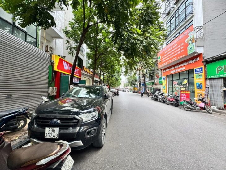 Bán gấp mảnh đất 10x10m, diện tích 103m2 thổ cư vuông như bánh chưng, ngõ ô tô tránh trung tâm quận