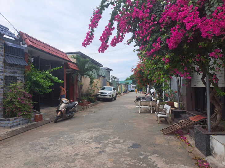 Nhà khủng 169 M2- Chủ thiện chí bán gấp CHỈ 3.1T – Ngã 3 Lã Xuân Oai – Võ Văn Hát