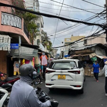 Giảm mạnh để bán nhanh nhà mặt tiền trung tâm Phú Nhuận Giảm mạnh để bán nhanh nhà mặt tiền trung tâm Phú Nhuận