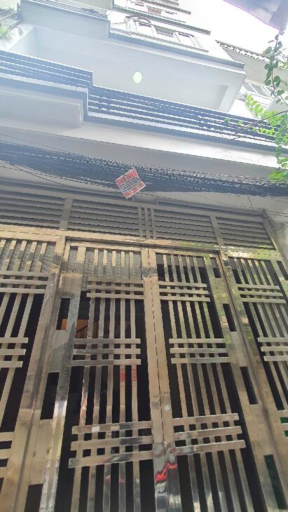 Bán nhà 23m², 3PN, 4 tầng, Ô Chợ Dừa, Đống Đa, 4 tỷ, sổ đỏ