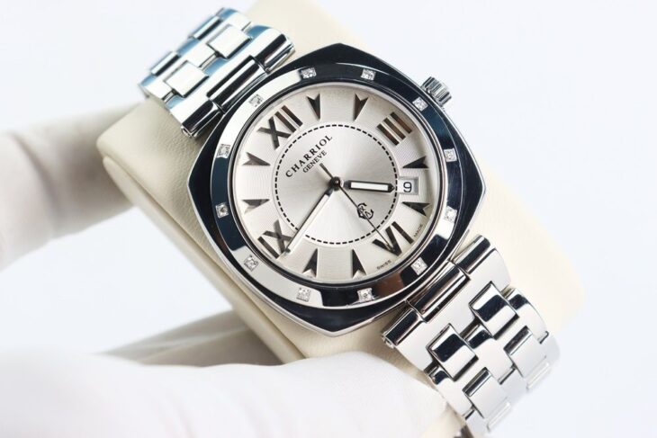 ĐH Nam – Charriol Mặt vuông, thép nguyên chiếc – Niềng đính 12 viên Kim Cương – Size 40mm.