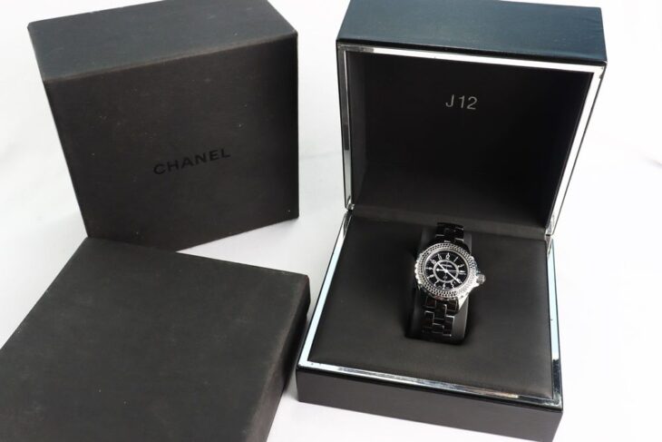 ĐH Nữ : Chanel J12 Đá Ceramic – Niềng đính Full Kim Cương Đen – Size 33mm – Fullbox