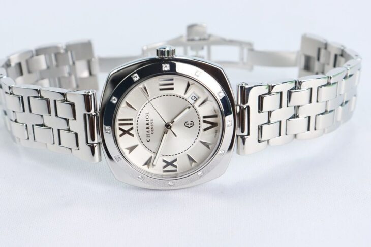 ĐH Nam – Charriol Mặt vuông, thép nguyên chiếc – Niềng đính 12 viên Kim Cương – Size 40mm.