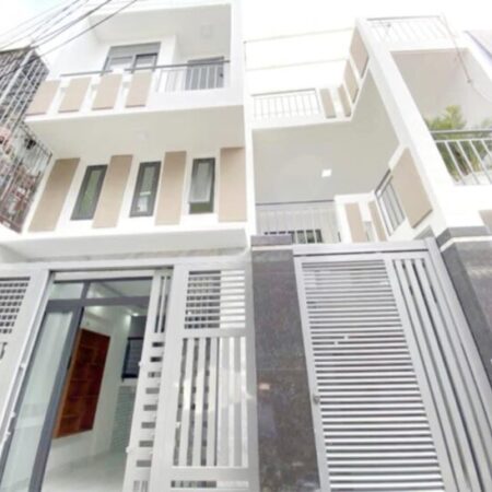 NHÀ 3 TẦNG – 7×11 – ĐƯỜNG XE HƠI – GIÁP TÂN PHÚ – CHỈ 5 TỶ NHÀ 3 TẦNG – 7×11 – ĐƯỜNG XE HƠI – GIÁP TÂN PHÚ – CHỈ 5 TỶ