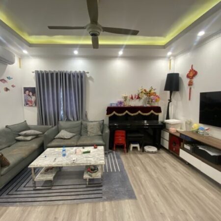 NHÀ NGÔ GIA TỰ – VIỆT HƯNG – THANH AM – LONG BIÊN GẦN 35m x 4tầng giá 4.45 TỶ