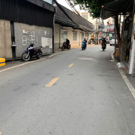 BÁN NHÀ NGUYỄN THỊ THẬP-HẺM NHỰA-NGANG 5M-65M2-NHỈNH 7.8 TỶ