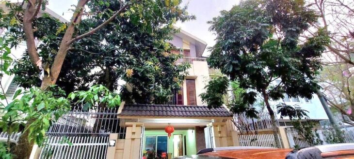 BIỆT THỰ KĐT VĂN PHÚ???? HÀ ĐÔNG???? 200M2 x 3.5T???? MT 11M???? 31.8 TỶ???? VỈA HÈ???? TRƯỚC NHÀ ÔTÔ TRÁNH