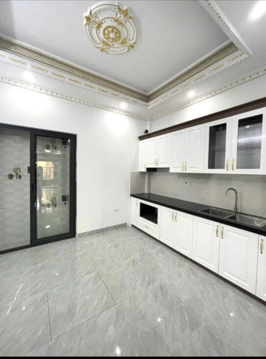 ???? NHÀ ĐẸP XÂY MỚI ĐỊNH CÔNG HẠ – FULL NỘI THẤT – THANG MÁY – Ô TÔ ĐỖ CỬA – NGÕ THÔNG – GẦN HỒ