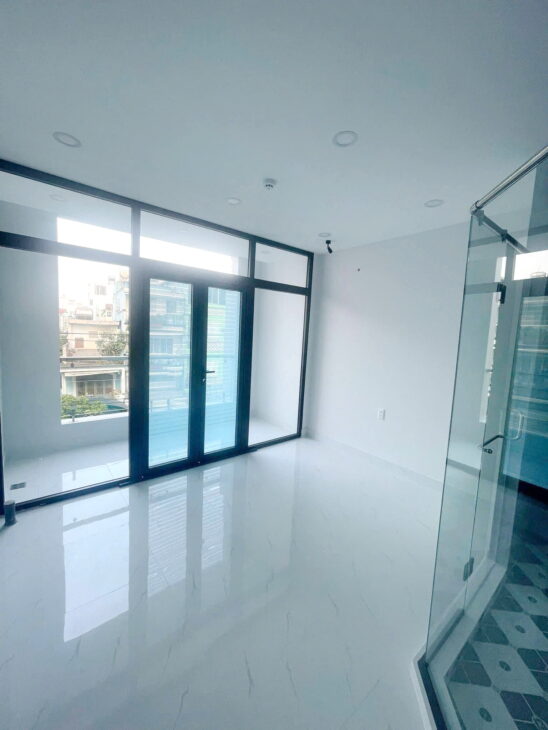 Nhà MT kinh doanh nở hậu đường Âu Dương Lân P3Q8. Trệt,3 lầu,sân thượng. Giá 25 tỷ TL