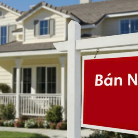 Bán Gấp !!! Nhà gần chợ Trại Găng 10 m, Quận Hai Bà Trưng, Thanh Nhàn – Ngõ thông