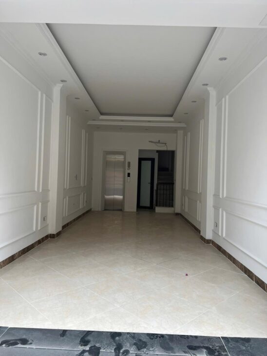 BÁN NHÀ ĐÀO TẤN???? 40M2 x 7T????MT 3.5M???? THANG MÁY???? KINH DOANH TỐT???? GẦN PHỐ????