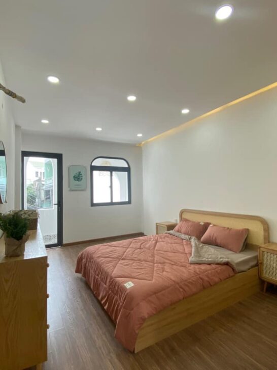 Bán nhà phố chính chủ, hẻm xe hơi, công chứng ngay!