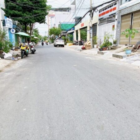 172m2 mặt tiền, đường số P Tân Quy Q7, ngang 6,5m, nở hậu 8m, không QH, giá 19,7 tỷ