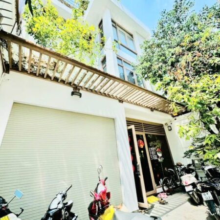 7,4x27m biệt thự khu Kiều Đàm Q7 – 3 tầng đẹp – giá 26,9 tỷ