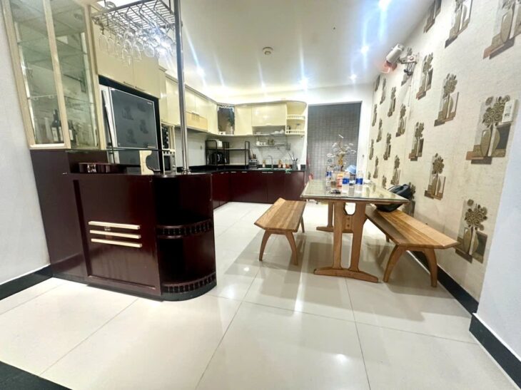 4x17m mặt tiền đường số, P. Tân Quy Q7, 5 tầng đẹp, giá chỉ 11,99 tỷ