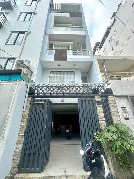 4x17m mặt tiền đường số, P. Tân Quy Q7, 5 tầng đẹp, giá chỉ 11,99 tỷ