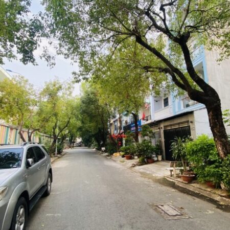 Bán nhà 4 tầng đường số P. Tân Phong, Q7 – DT 73m2 – Đường 14m – Giá chỉ 13,8 tỷ