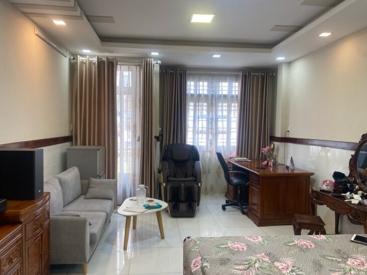 Khu cư xá ngân hàng – hẻm xe tải – Nhà 4 lầu-rẻ nhất khu vực