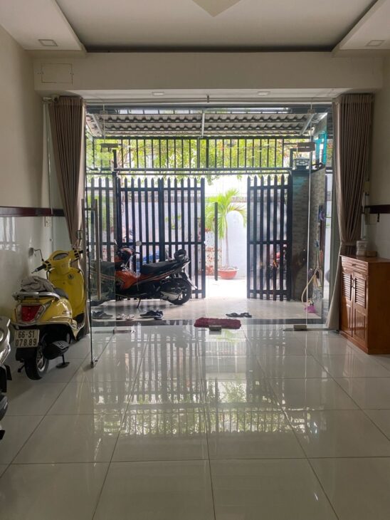 Khu cư xá ngân hàng – hẻm xe tải – Nhà 4 lầu-rẻ nhất khu vực