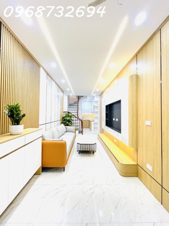 4.9 TỶ NHÀ ĐẸP NHƯ HOA HẬU TT ĐỐNG ĐA, NHÀ ĐẸP LUNG LINH, THIẾT KẾ HIỆN ĐẠI, FULL NỘI THẤT CAO CẤP,