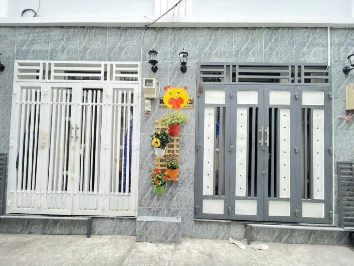 NHÀ 1 TRỆT 1 LẦU 2 PHÒNG NGỦ – CÁCH HUỲNH TẤN PHÁT VÀI CĂN NHÀ – TRUNG TÂM QUẬN 7 – GIÁ 1.5 TỶ