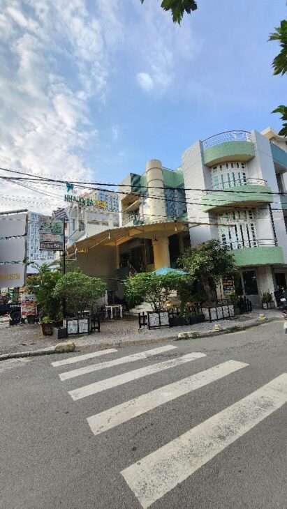 NHÀ trước mặt NGUYỄN DUY TRINH 210M2 – Ô TÔ TRÁNH – hoạt động ĐỈNH – XÂY căn biệt thự