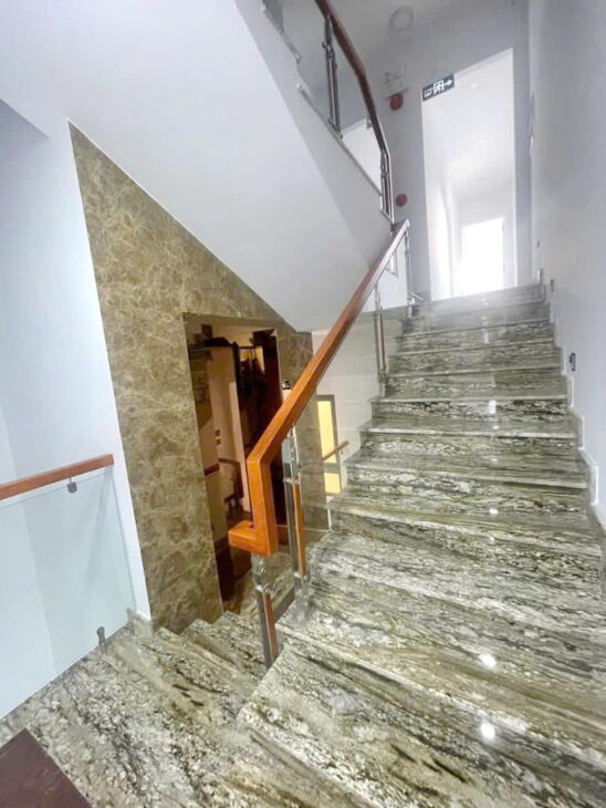 Nhà MT kinh doanh nở hậu đường Âu Dương Lân P3Q8. Trệt,3 lầu,sân thượng. Giá 25 tỷ TL