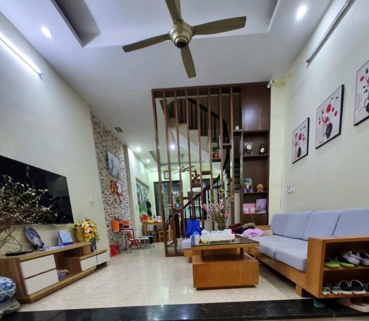 ĐÀM QUANG TRUNG???? LONG BIÊN???? 55M2 x 3T???? MT 4.3M???? 7.85 TỶ???? NGÕ THÔNG???? Ô TÔ LÙI CỬA