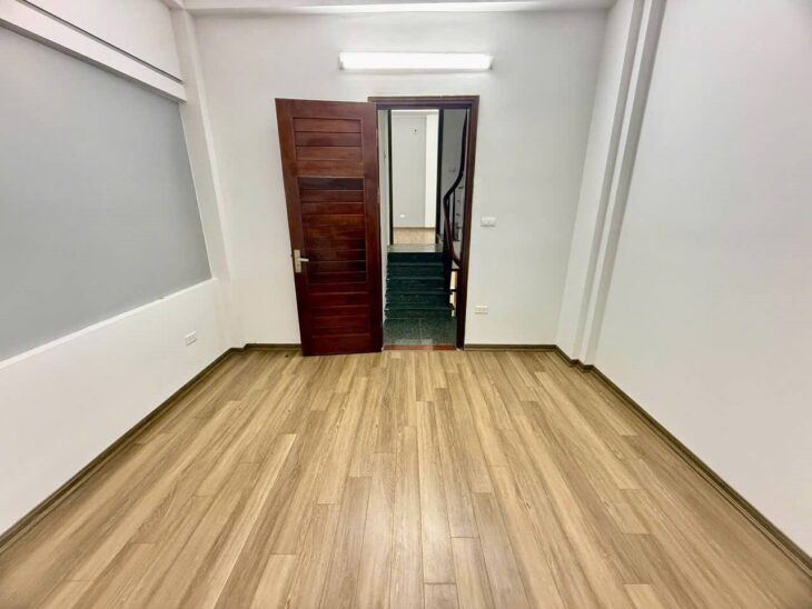 CẦN BÁN NHÀ BÙI XƯƠNG TRẠCH 38M2, 5 TẦNG GIÁ HƠN 6 TỶ