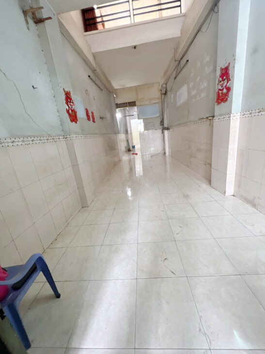 Nhà 2 tầng nở hậu MT đường Dã Tượng P9.Q8. Giá 7,2 tỷ TL