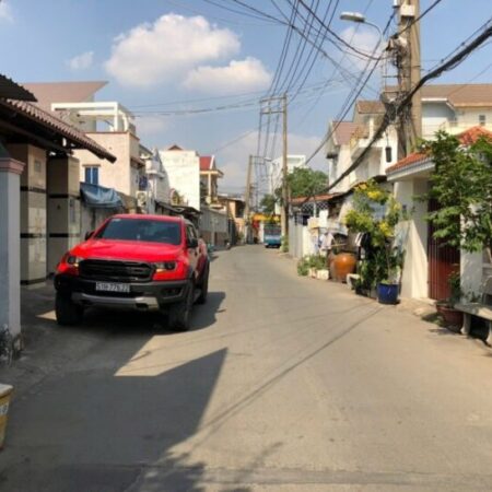 HẼM XE HƠI NÉ NHAU MÀ CHỈ 1.6 TỶ!!!! HẼM XE HƠI NÉ NHAU MÀ CHỈ 1.6 TỶ!!!!