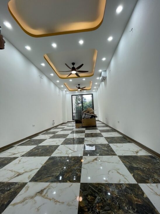 Bán nhà 23m², 3PN, 4 tầng, Ô Chợ Dừa, Đống Đa, 4 tỷ, sổ đỏ