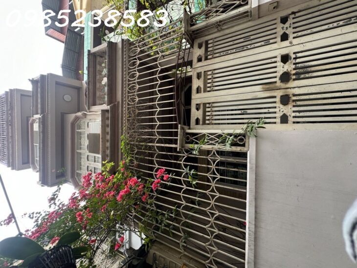 Bán nhà 50m², 4 tầng tại Hào Nam, Đống Đa – Giá chỉ 8.5 tỷ, ngõ thông tiện ích, yên tĩnh và thoáng