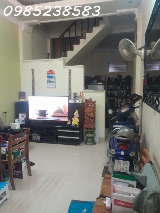 Bán nhà 50m², 4 tầng tại Hào Nam, Đống Đa – Giá chỉ 8.5 tỷ, ngõ thông tiện ích, yên tĩnh và thoáng