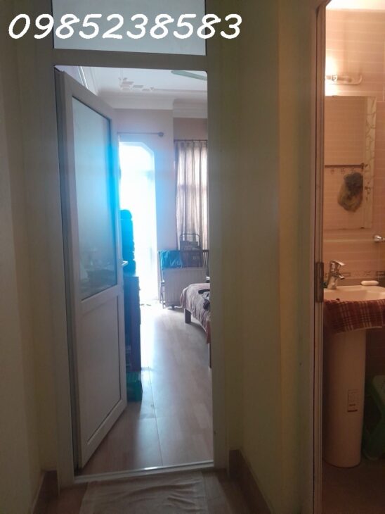 Bán nhà 50m², 4 tầng tại Hào Nam, Đống Đa – Giá chỉ 8.5 tỷ, ngõ thông tiện ích, yên tĩnh và thoáng