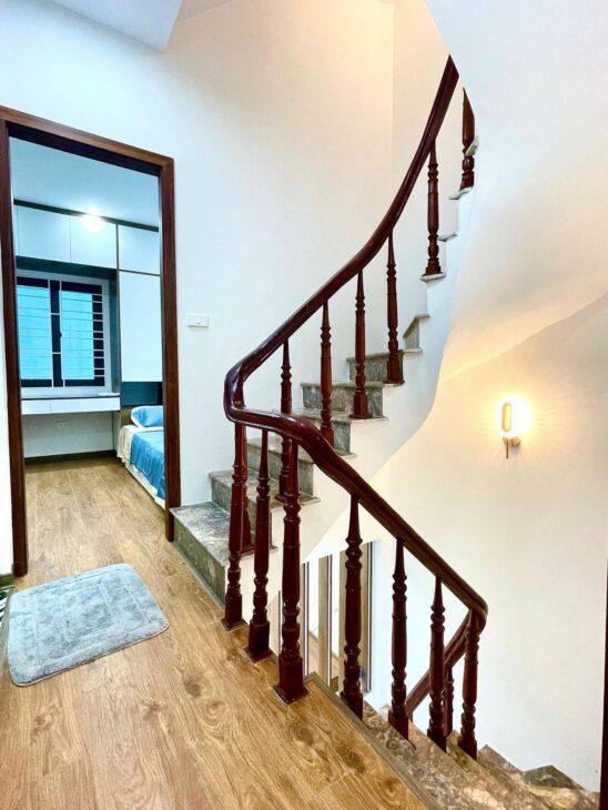 CHÍNH CHỦ CẦN BÁN NHÀ KHU VỰC KIM GIANG, 40M2 5 TẦNG MT4M HƠN 6 TỶ