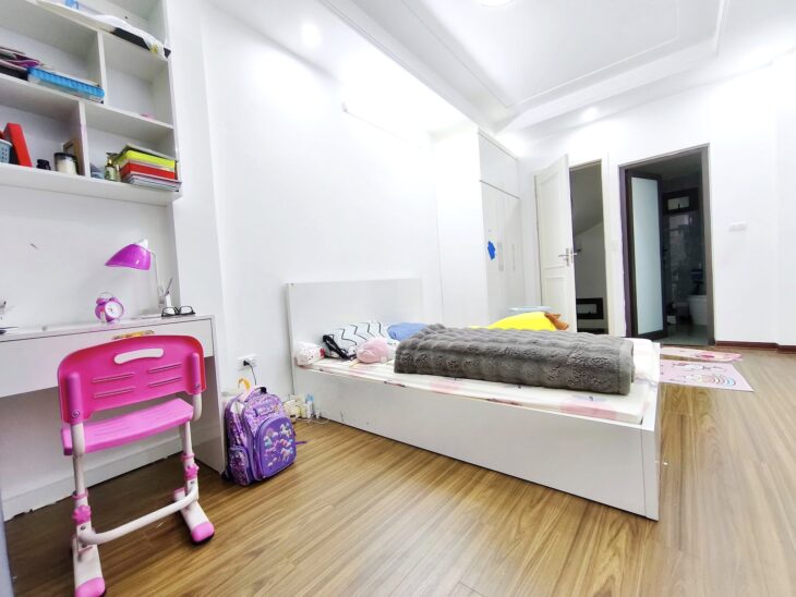 BÁN NHÀ ĐƯỜNG HOÀNG MAI ???? 34M2 x 5T ???? MT 3.3M????6.15 TỶ????NGÕ SH QUAY ĐẦU????FULL NỘI THẤT