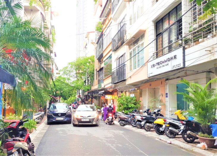 Bán gấp mảnh đất 10x10m, diện tích 103m2 thổ cư vuông như bánh chưng, ngõ ô tô tránh trung tâm quận