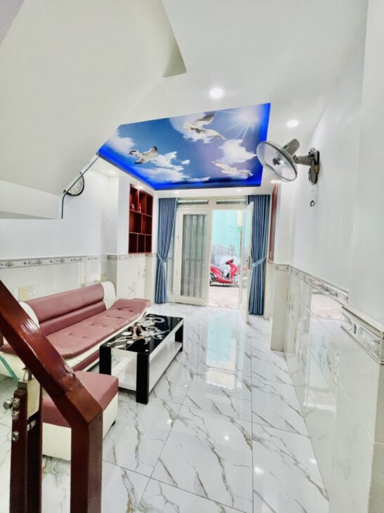 Bán Nhà Thống Nhất, 2 Tầng BTCt, Xe hơi đỗ cửa Chỉ Nhỉnh 3 Tỉ