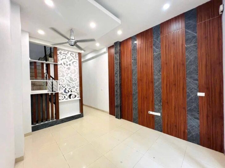 CẦN BÁN NHÀ TRẦN HOÀ ĐỊNH CÔNG 35M2, 5 TẦNG, MT 3.5M GIÁ 5.7 TỶ