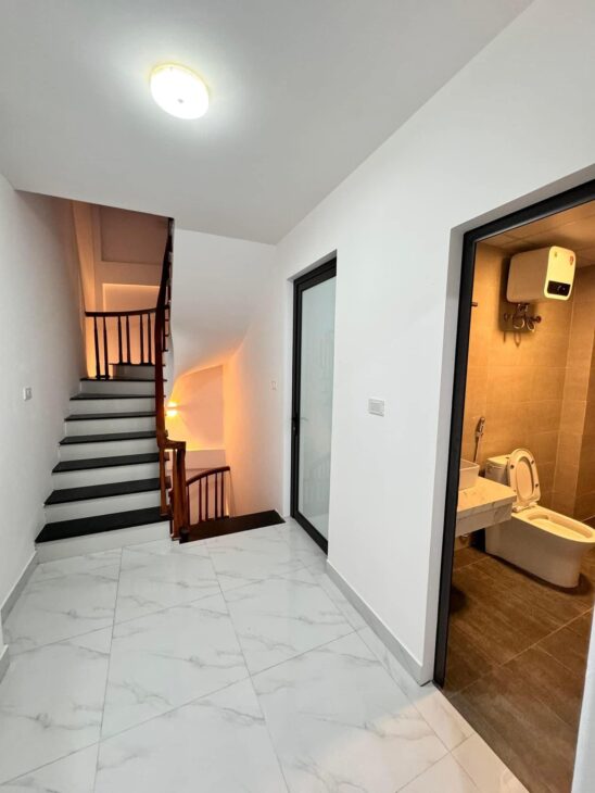 NHÀ XÂY MỚI NGUYỄN KHOÁI – 51M2 x 4T – MT 4M – 6.4 TỶ – 2 THOÁNG – Ô TÔ DỪNG ĐỖ NGÀY ĐÊM