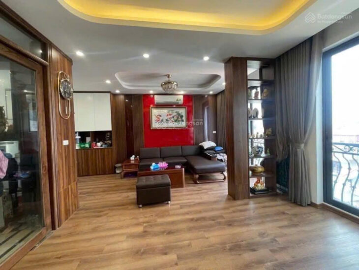 Bán gấp biệt thự Huỳnh Thúc Kháng, đẳng cấp thượng lưu 80m thang máy mặt tiền 6m